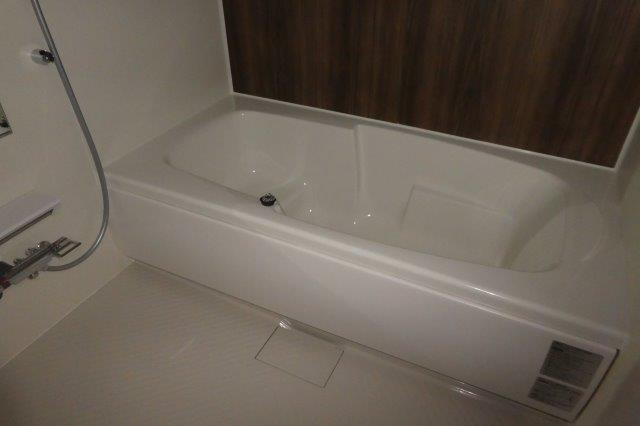 ジャン・リーブBの浴室|一坪風呂