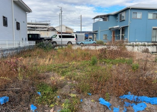 【外観】 | 物件の詳細については、現地を見てわかること以外に、役所や法務局などで調べないとわからないことがあります。そのため、現地に行く場合は、もしこの物件を買ったらどのような生活ができるかをイメージしましょう。
