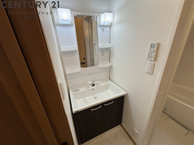 独立洗面化粧台付きでおすすめです！