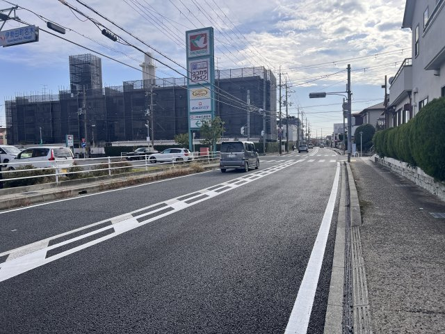 宇治市伊勢田町名木２丁目の店舗一部のその他|前道