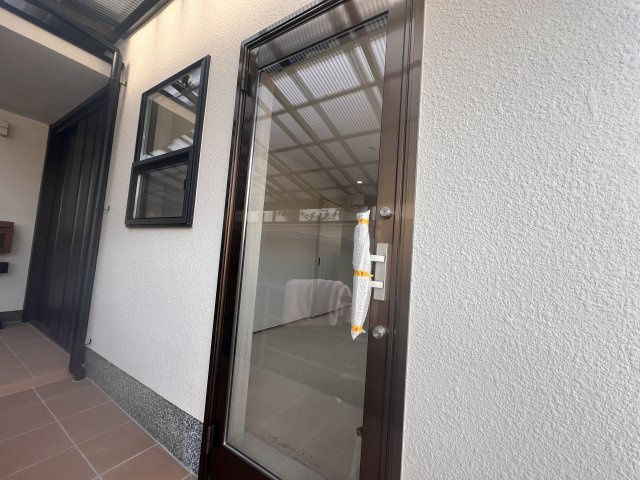 宇治市伊勢田町名木２丁目の店舗一部のその他|入口