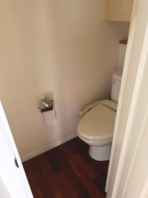 【トイレ】 | フォレストテラス日吉 | 温水洗浄便座付※クリーニング前の写真です