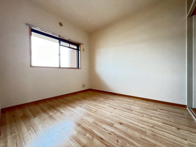 【洋室】 | メゾンシャルマントⅠ