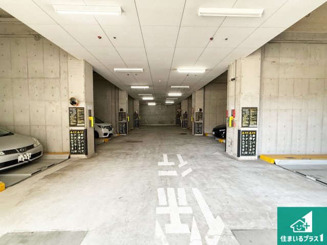 ライオンズマンション上野芝5丁の駐車場|共用部（駐車スペース）