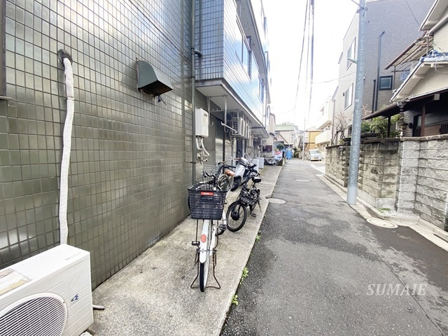 ニューハトリコーポⅢのその他共用部分|駐輪スペースあります☆