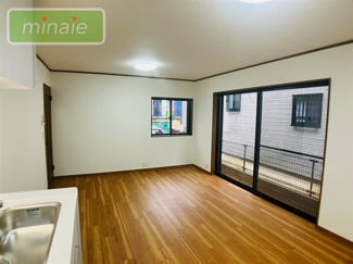 【居間・リビング】 | 平日・土日も見学できます　再生住宅　４SLDK　八千代台北 | 販売現地