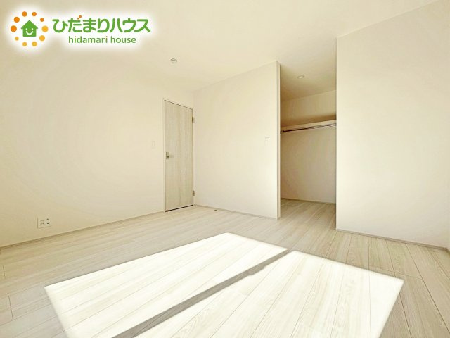 【寝室】 | 水戸市姫子4期　新築戸建　 | ベッドを置いても余裕の広さがあります。パソコンや趣味のスペースなどインテリアを考えるのも楽しみですね！