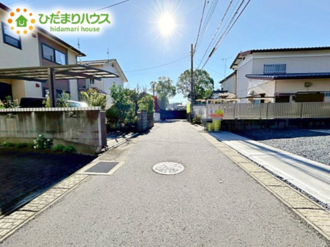 【前面道路含む現地写真】 | 水戸市姫子4期　新築戸建　 | 閑静な住宅地なので、静かな環境で暮らしやすいですね。