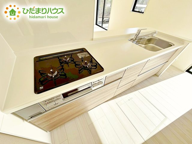 【キッチン】 | 水戸市姫子4期　新築戸建　 | 広々として使い勝手のよい明るく開放的なキッチン