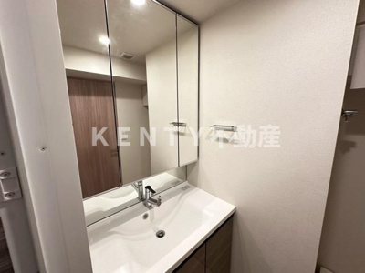 【洗面所】 | フレンシア蒲田 | スペースが確保できる洗面所です