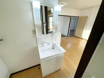 【独立洗面台】 | エスポワール今福