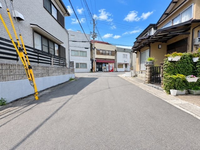 醍醐下山口町の前面道路含む現地写真