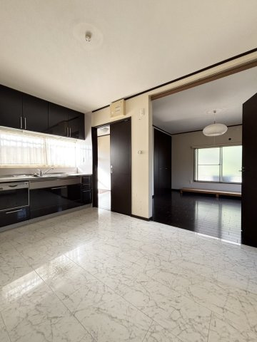 岸和田市土生町12丁目　中古戸建のキッチン