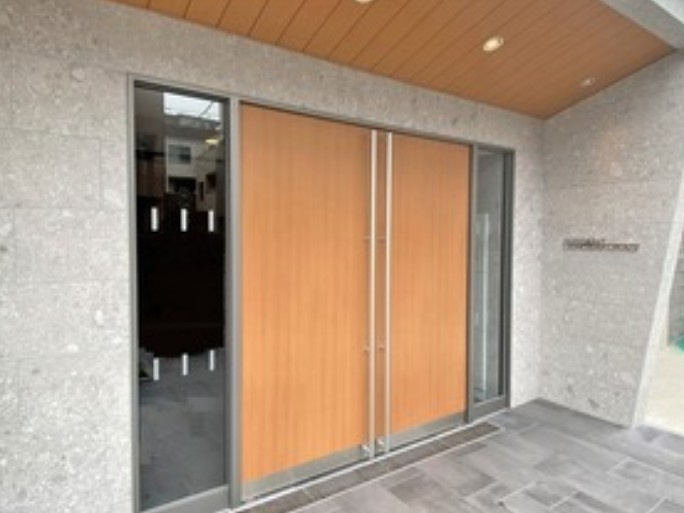 【エントランス】