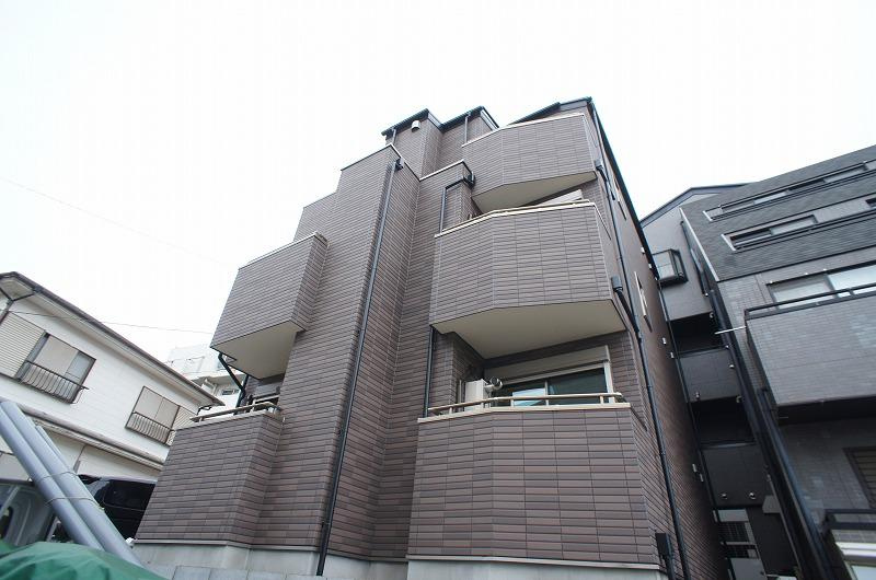 ウィン東中山の外観