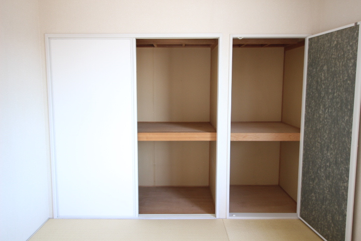 ディアスリバーサイドC棟の収納