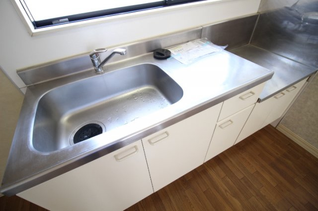 ディアスリバーサイドC棟のキッチン