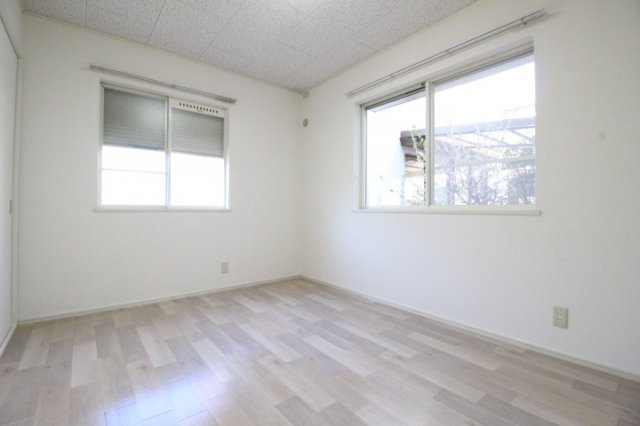 メゾンニューライフＡ棟の寝室