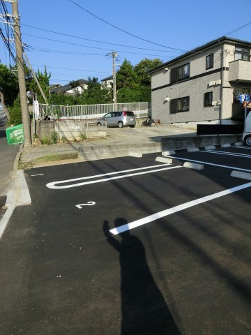 グランドソレイユ東戸塚の駐車場