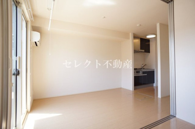 【居間・リビング】 | マイトレーヤ | 【マイトレーヤ】リビング・洋室