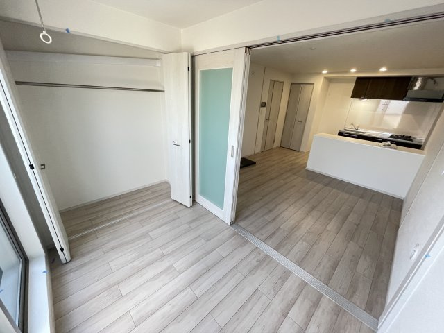 KEIAI RESIDENCE 新柏の居間・リビング