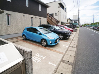 【駐車場】 | マルモガーデンハウス | 駐車場