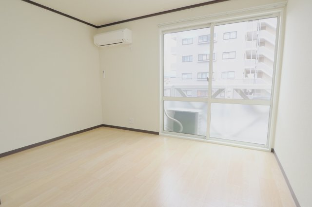 コーポ平井　Ａ棟の居間・リビング