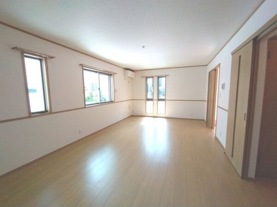 【居間・リビング】 | エスペランサ(A棟)