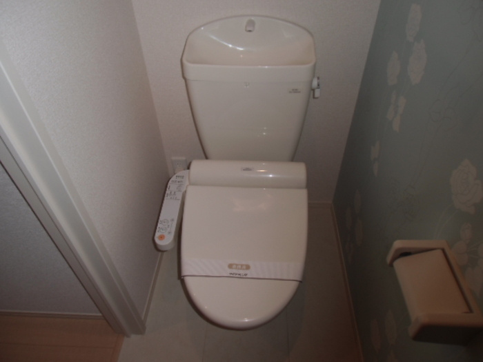 アネシス Ⅱのトイレ|温水洗浄暖房便座