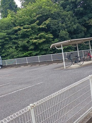 【駐車場】 | サングローブＢ | 駐車場