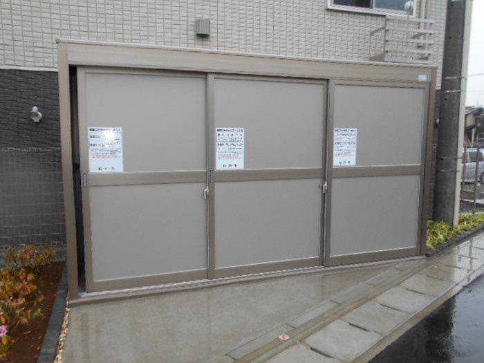 アゼリア松戸のその他共用部分|ゴミ箱