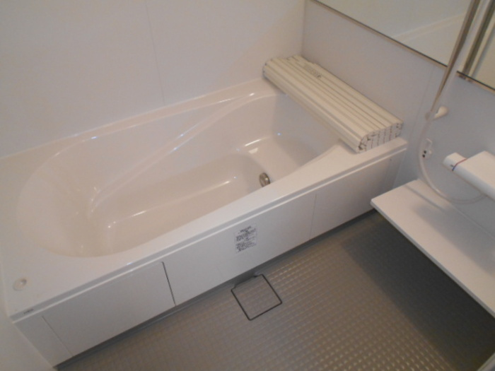 アゼリア松戸の浴室|ユニットバス