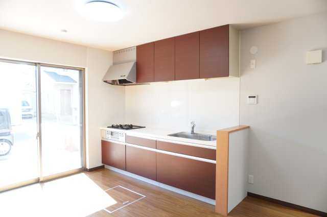 草加市瀬崎5丁目 中古戸建のキッチン