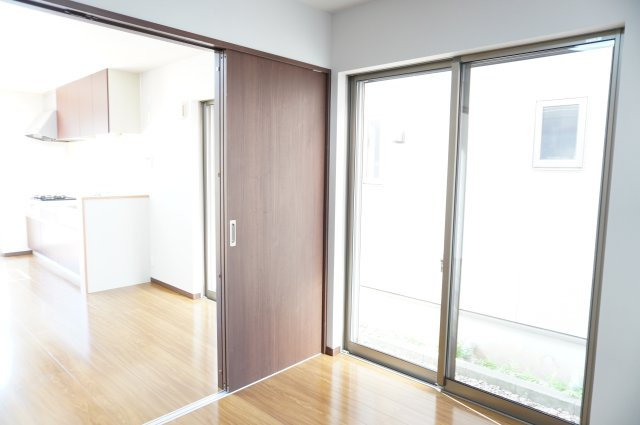 草加市瀬崎5丁目 中古戸建の洋室