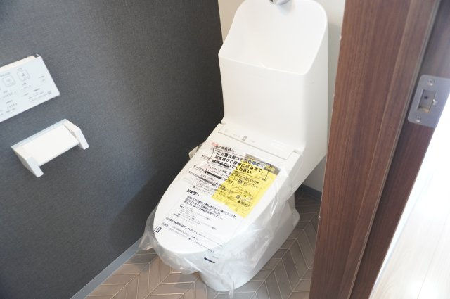 草加市瀬崎5丁目 中古戸建のトイレ|1階