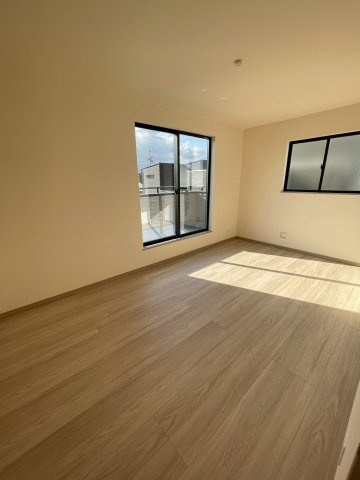 桜木町　新築戸建の洋室