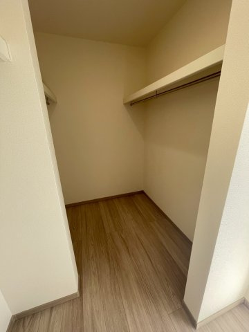 桜木町　新築戸建の収納