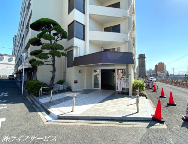 【エントランス】 | サンマンション新大阪 | エントランス