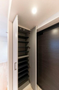 【玄関】 | ＣＯＣＯＣＵＢＥ西日暮里