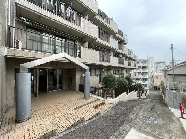 ウッディー以上にウッディー。このウッディーを超えるウッディーは他になし！な、『タック三ツ境』フルリノベーション