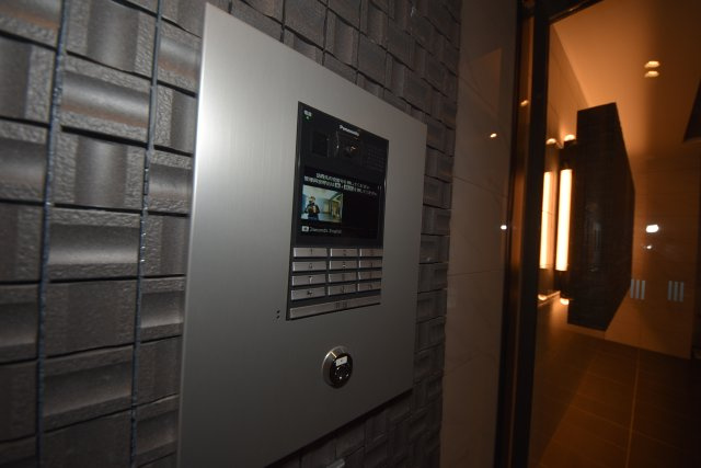 コンフォリア・リヴ谷町九丁目ソルテラス