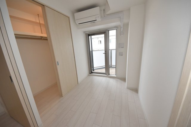 コンフォリア・リヴ谷町九丁目ソルテラスの寝室