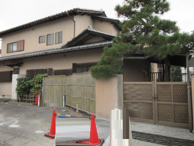 中古戸建　熊谷市新堀155-7（リフォーム住宅）の前面道路含む現地写真