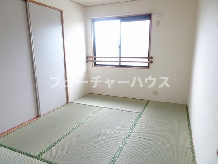 タントミール　Ａの内装