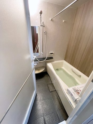 中古マンション　サンデュエル開成山公園の浴室