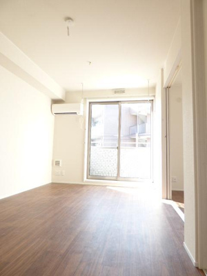 【居間・リビング】 | ASHIPI西谷 | 清潔感のある内装☆