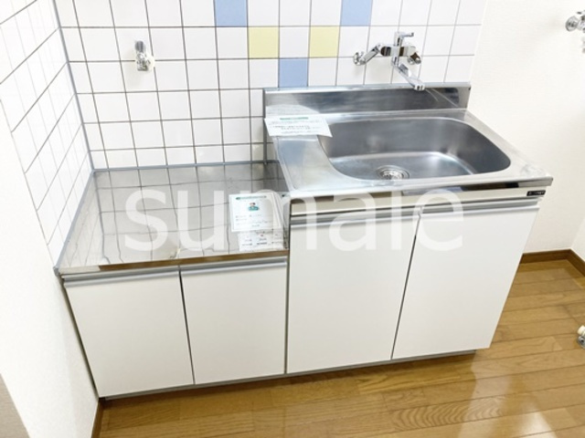 アーケティックマンションⅢのキッチン|ワンレバー式混合水栓キッチン。