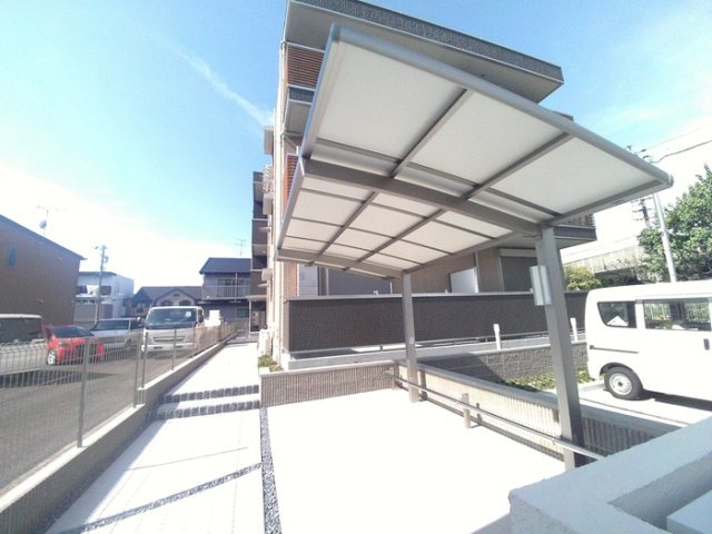 リヴェール東中島のその他共用部分|駐輪場です