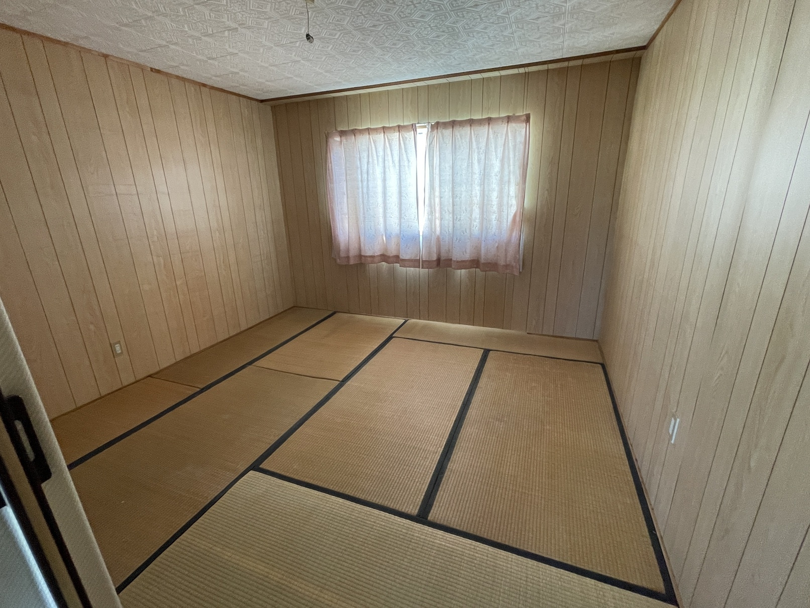 丹波篠山市西新町の倉庫