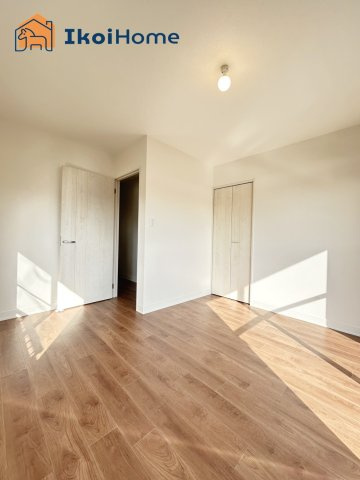 明石市朝霧東町2丁目　中古戸建の子供部屋|●年中無休：当日予約可●全居室収納ございますのでご家族様で便利にご使用いただけます。